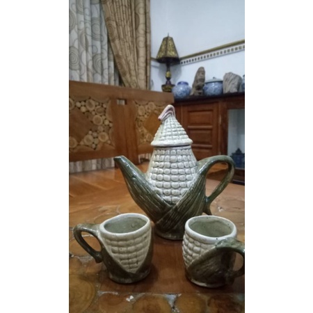 keramik hias meja/keramik teko jagung/teko unik/teko hias/keramik lucu/guci antik/pajangan lucu