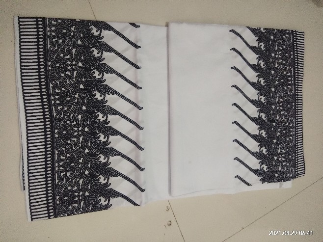 Kain Batik Solo (lawasan) Motif Parang Modang Warna Putih