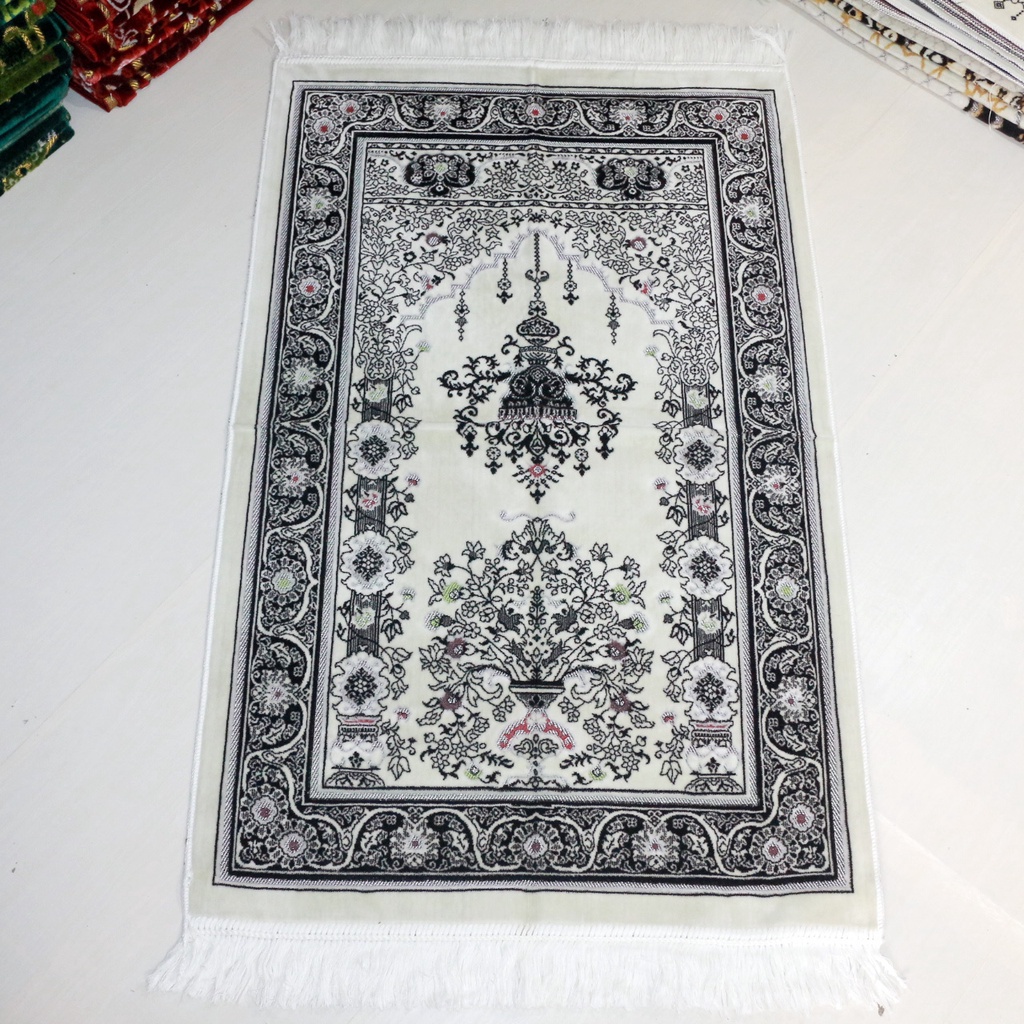 SAJADAH  TEBAL,TURKY SIMLI, BAHAN DASAR PUTIH, KUALITAS PREMIUM MOTIF MEWAH DAN EXKLUSIV, SESERAHAN, UK 70×110