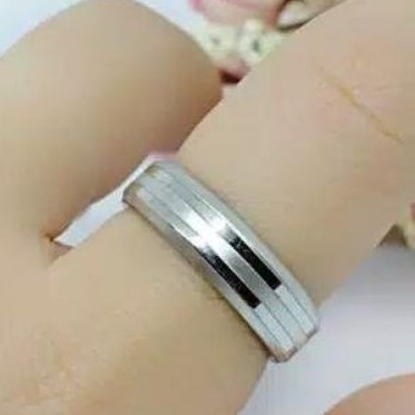 CINCIN TITANIUM / CINCIN TITANIUM 2 GARIS SILVER / CINCIN PUTIH PRIA WANITA