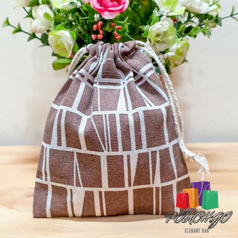 Pouch Serut Travel Pouch Organizer Souvenir Tas Serut Motif Kain Goni Coklat