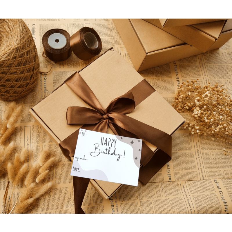 

GIFTBOX BROWN SATIN size S dan M