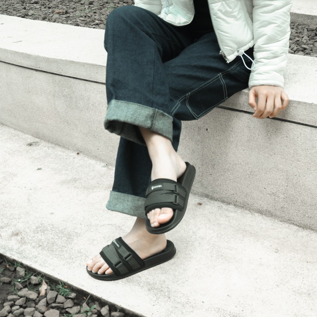 Crousel Sandal slop Casual \ Unisex - Caesar Black X Grey-8