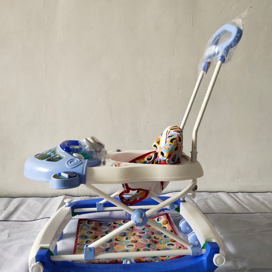 BABYWALKER FAMILY MOTIF PESAWAT IPIN UPIN