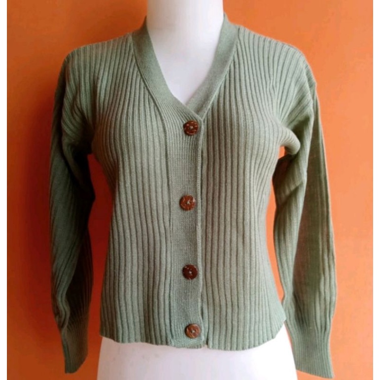 Aira Regin Cardigan Rajut - Crop Cardy kekinian - Cardigan Rajut model terbaru - Cardigan Rajut kekinian - Cardigan Rajut Terkini - Sweater Rajut Cardigan Premium -  Cardigan Rajut Kancing Batok