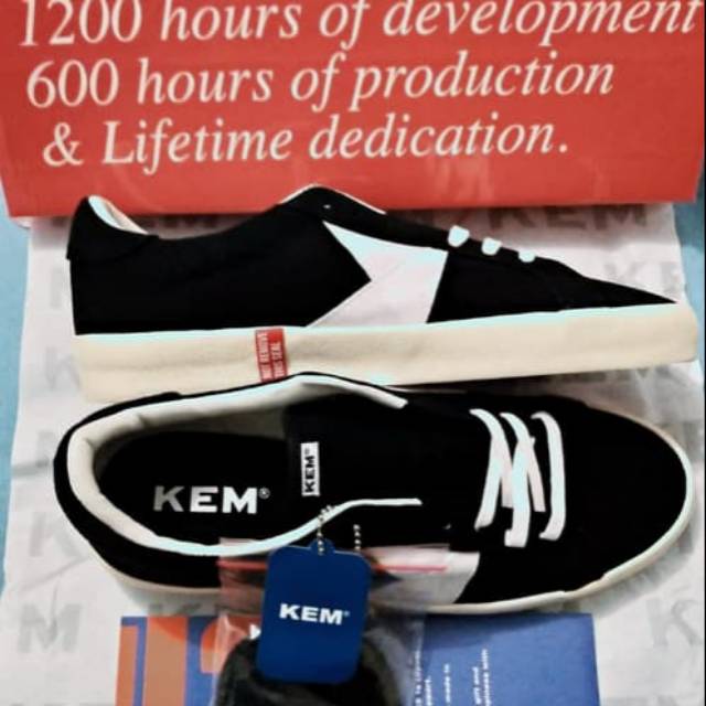 Sepatu KEM Footwear Monologue Low - Black White 43 by KEMAL PALEVI X DR. TIRTA X AJI HANDOKO
