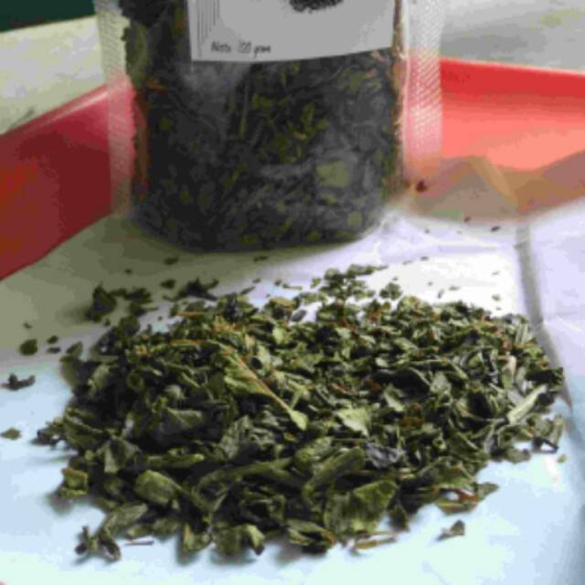 

Teh hijau (green tea) 100 gram