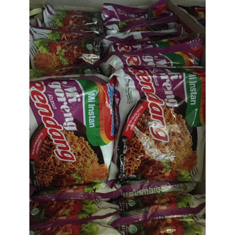 

indomie goreng rendang