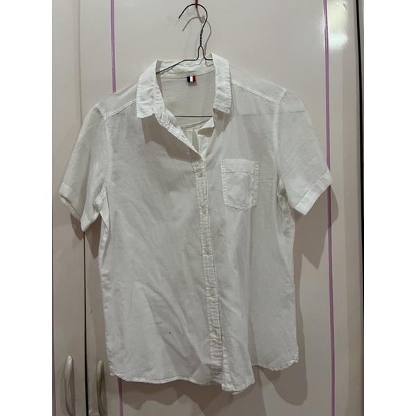 uniqlo kemeja putih