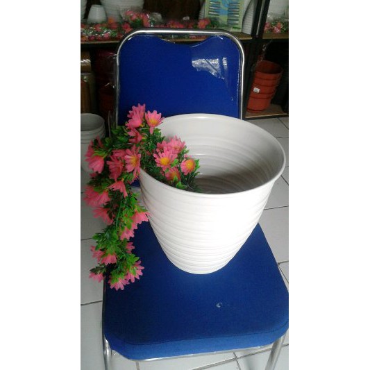 Ori Pot Pirus 30 Cm Putih Motif Pot Plastik 30cm Vas Pot Plastik Bunga Putih