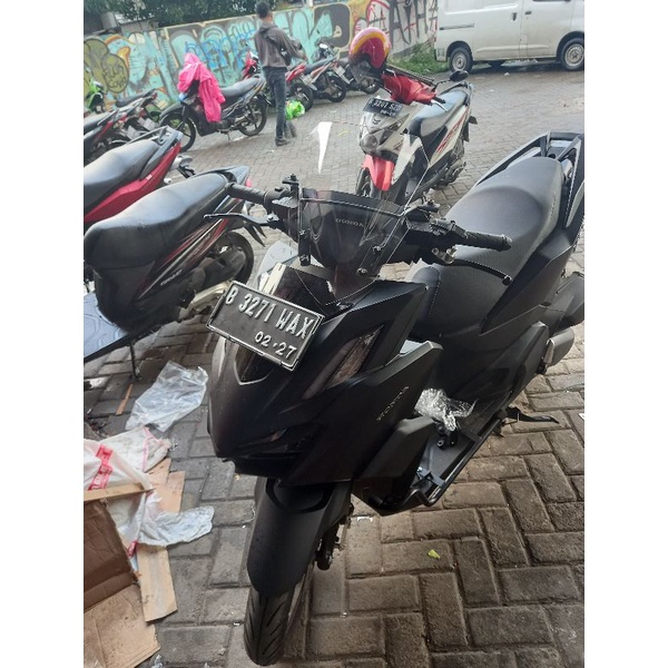 Spion Vario 160 Model Ducati Tangkai Pendek Carbon-Visor Vario 160