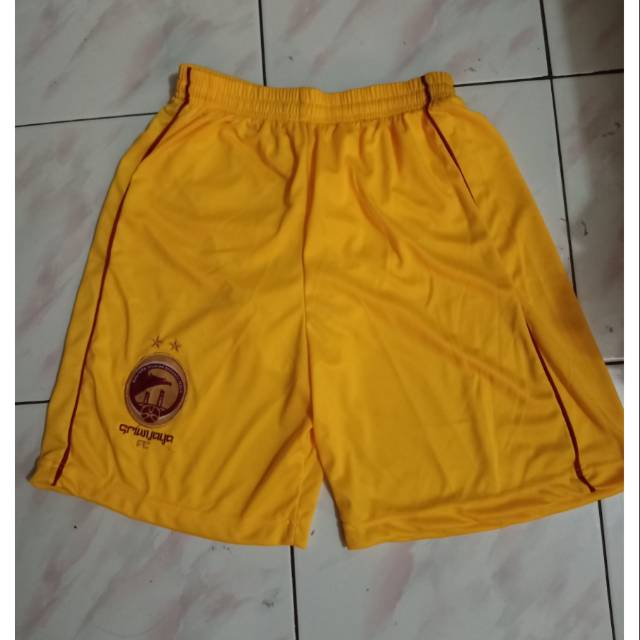 Celana bola sriwijaya home