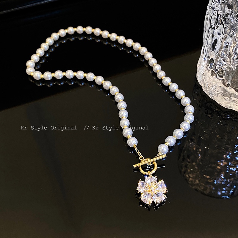 Kalung Rantai Klavikula Hias Bunga Kristal Mutiara