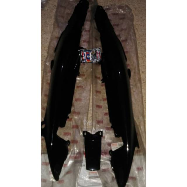 Cover body/body belakang kanan kiri+ pad Jupiter jupiterZ 2001_2005 ORIGINAL YGP