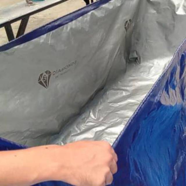 Kolam Ikan Terpal Tebal