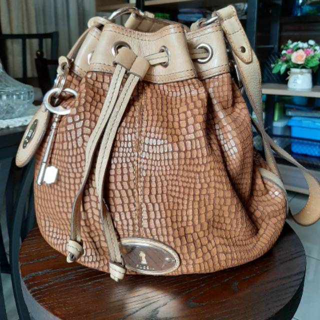 Fossil maddox  drawstring snake skin