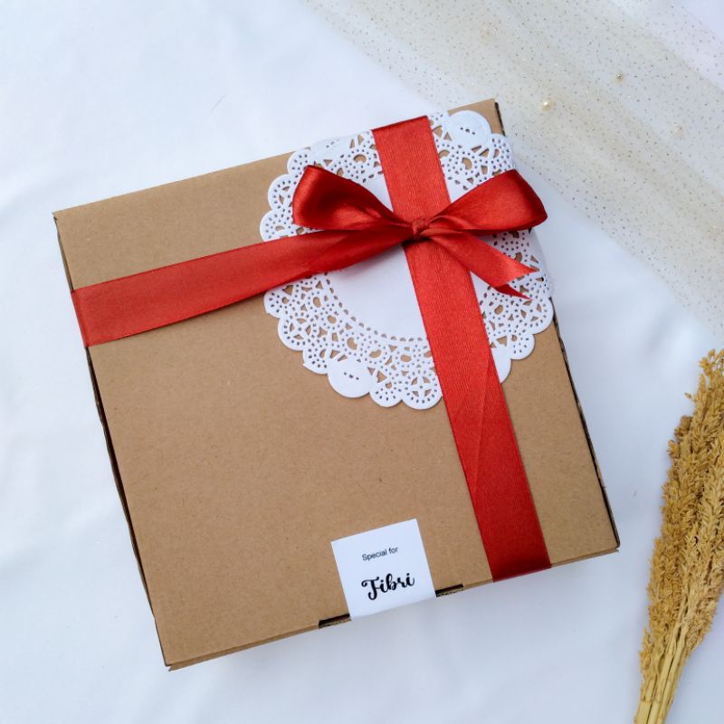 

packaging kado estetik