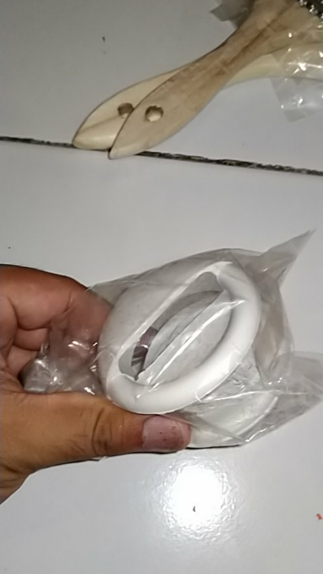 Tarikan Pintu Pvc Kamar Mandi / Tarikan Pintu Plastik Kamar Mandi / Handle Pintu Kamar Mandi Pvc