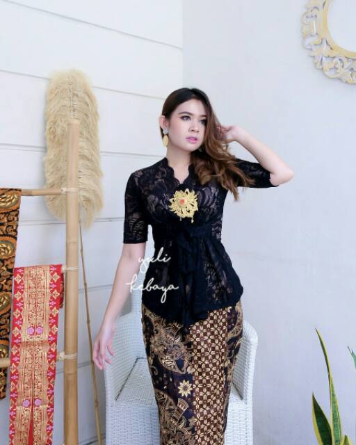 Kebaya Ikat Maribel