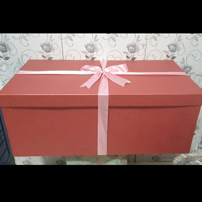 

Kotak Kado/Gift Box Exclusive Embos Full Lapisan Luar Dalan Xxx Jumbo Bengiweti