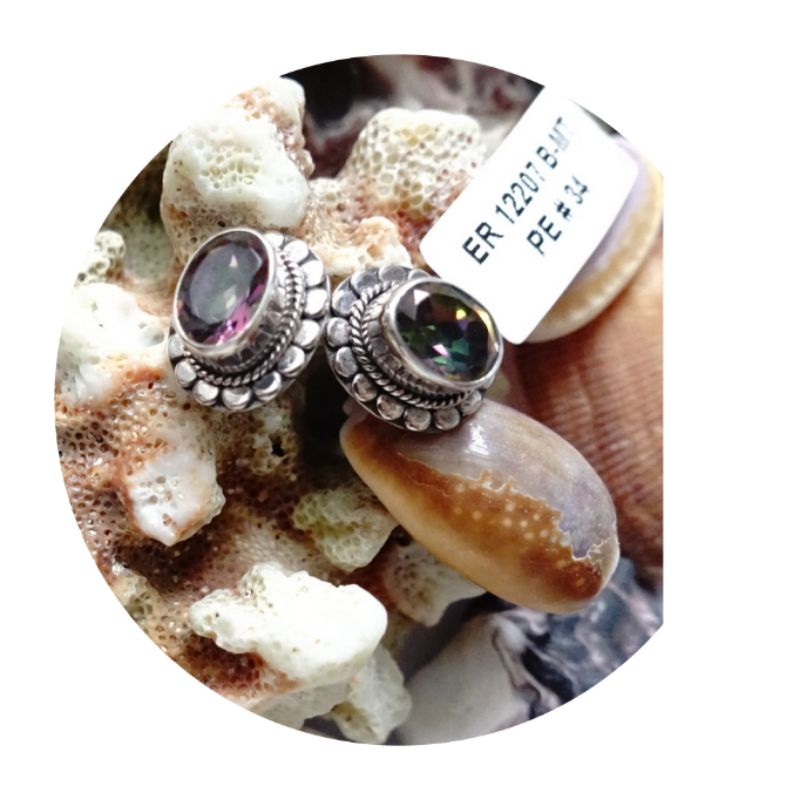 Beautiful Balinese handmade 925 earrings with mystic topaz