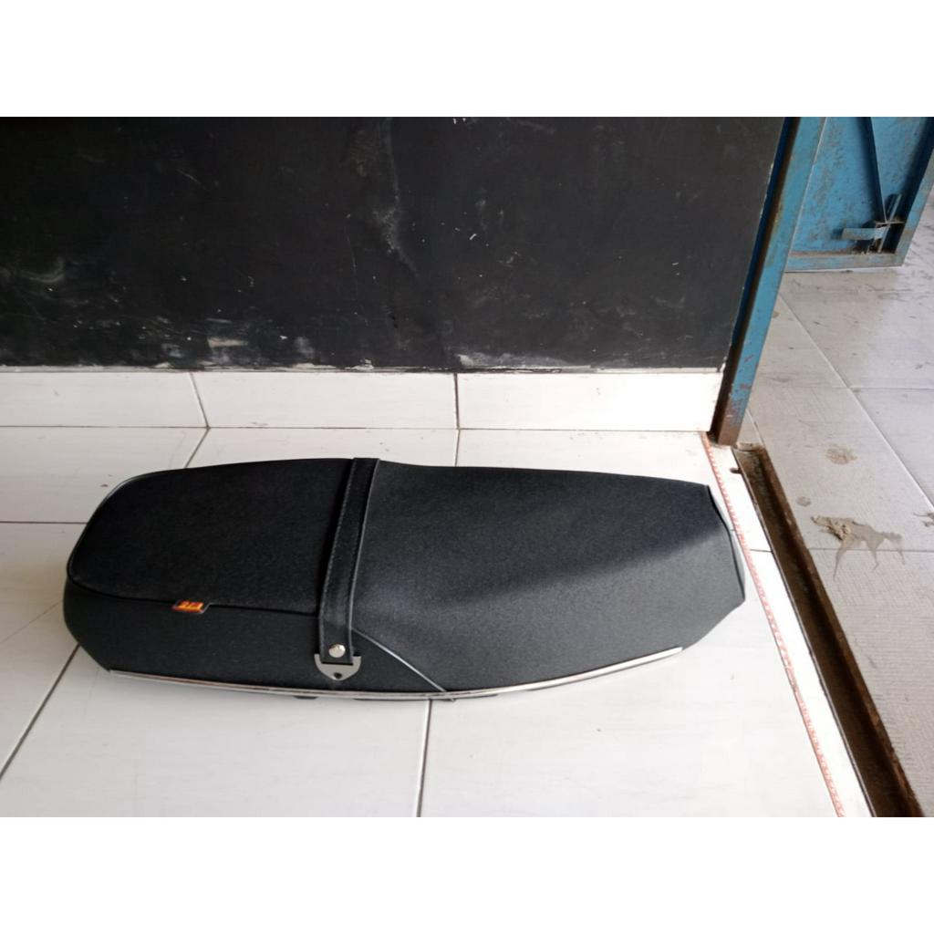 Jok astrea grand kulit amplas-Jok astrea grand kulit amplas-Jok grand sabuk kulit amplas anti gembos