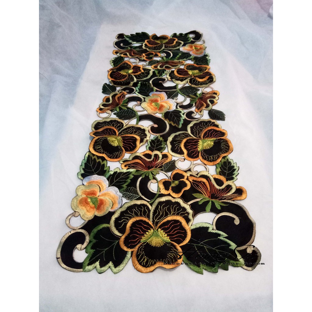 Sebatik Full Roses List Kuning Elegant Dasaran Hitam- TMTrosesfullsebatik