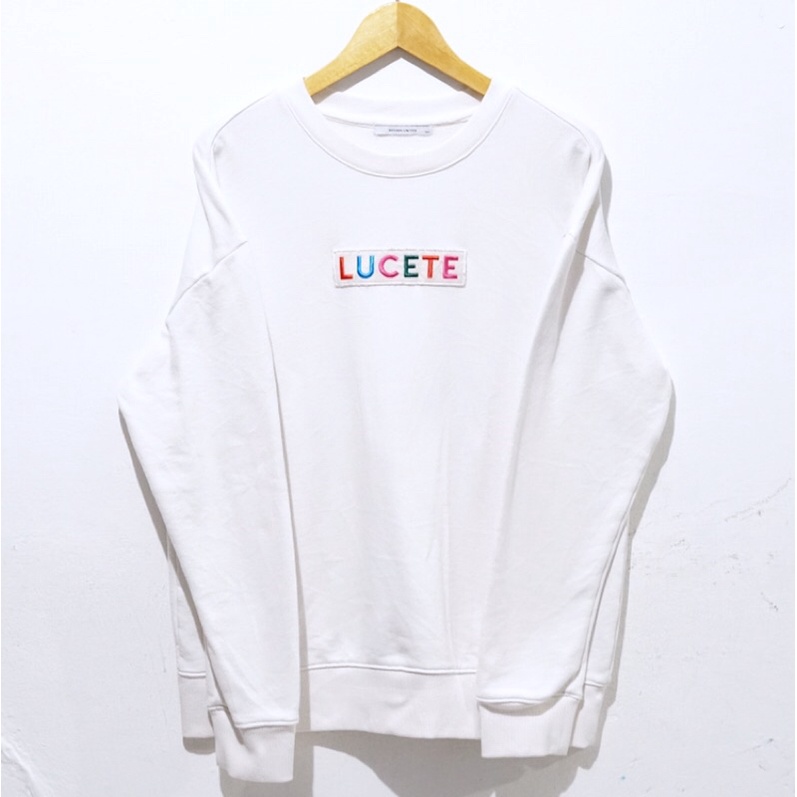 CREWNECK DESIGN UNITED