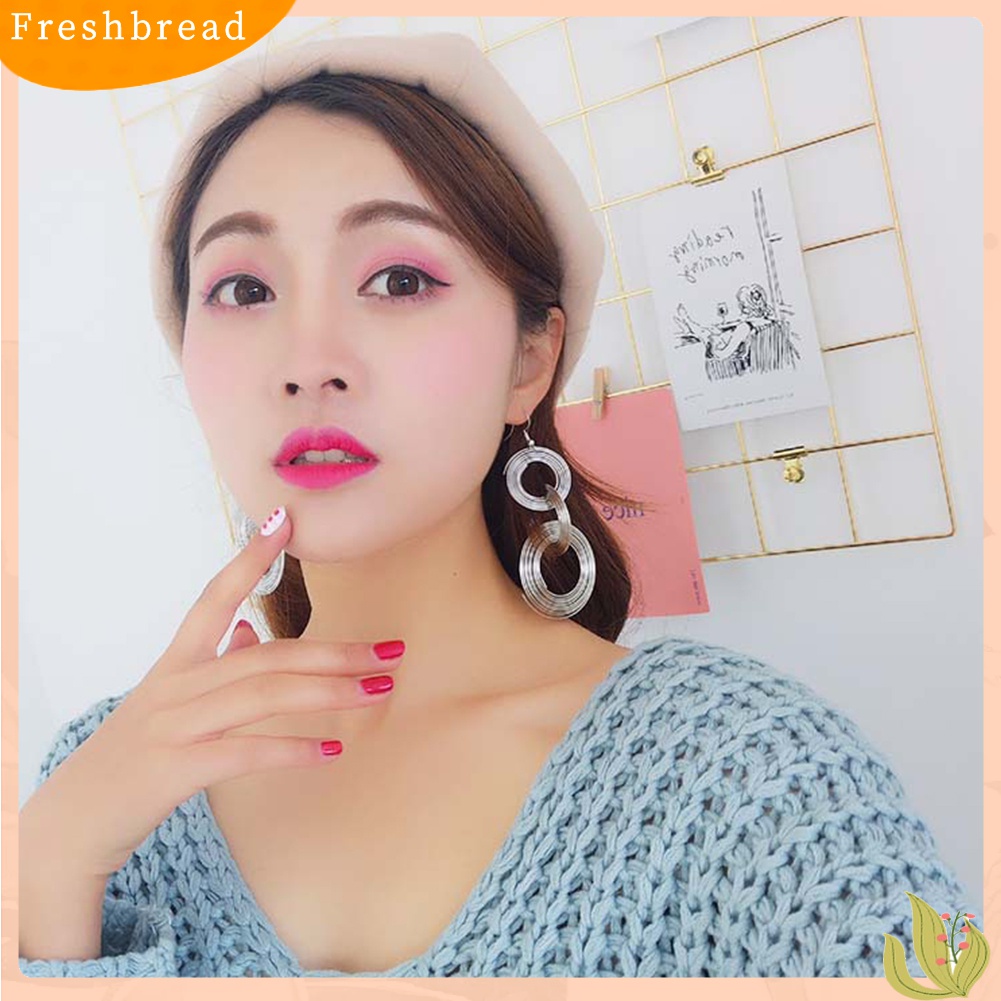 Anting Kait Gantung Lingkaran Besar Multi Layer Bahan Alloy Gaya Vintage untuk Wanita