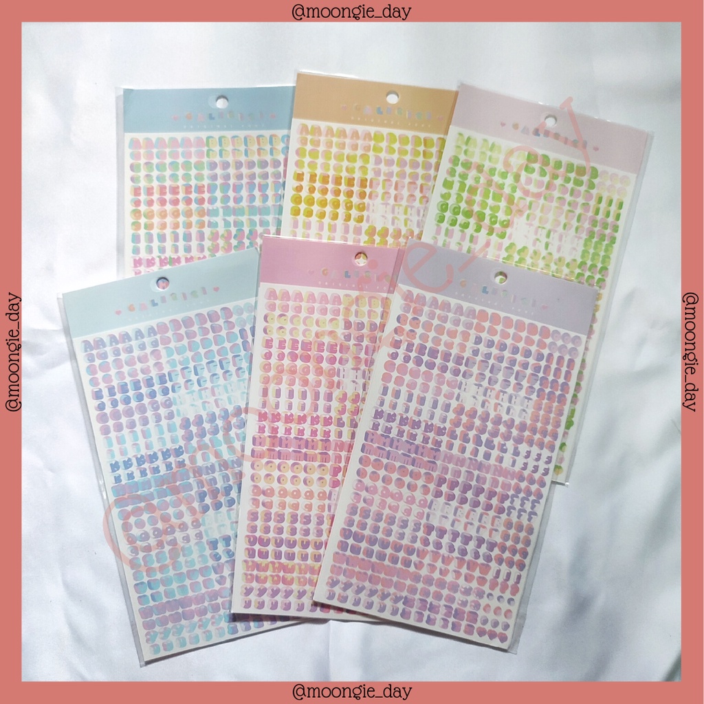 

1 LEMBAR STIKER ALPHABETH NUMBER ANGKA HURUF CUTE GRADATION BULLET JURNAL LUCU MURAH DIY DIARY POLAROID DECO POCA