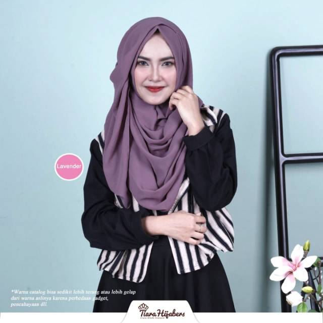 Tiara hijab