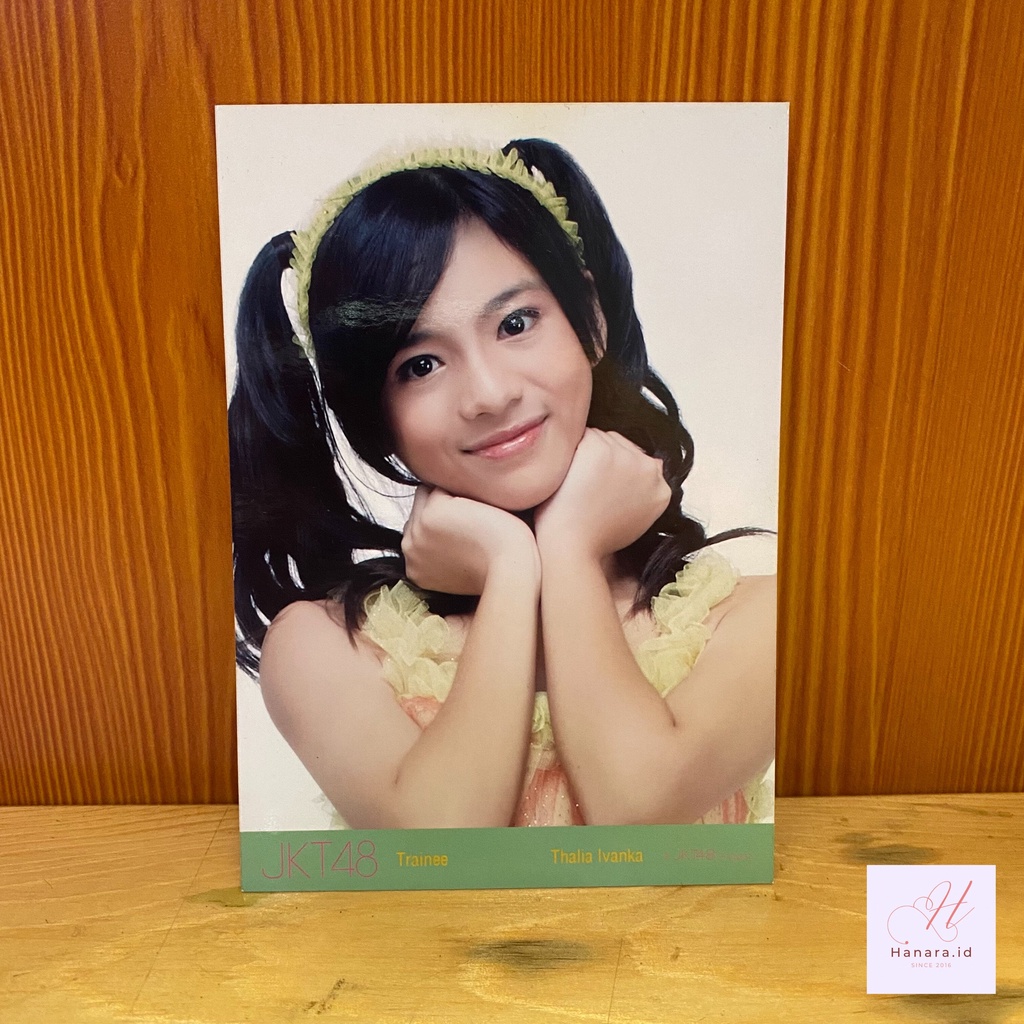 PP Photopack JKT48 Thalia Ivanka / Vanka Fleur Flower Seifuku close up