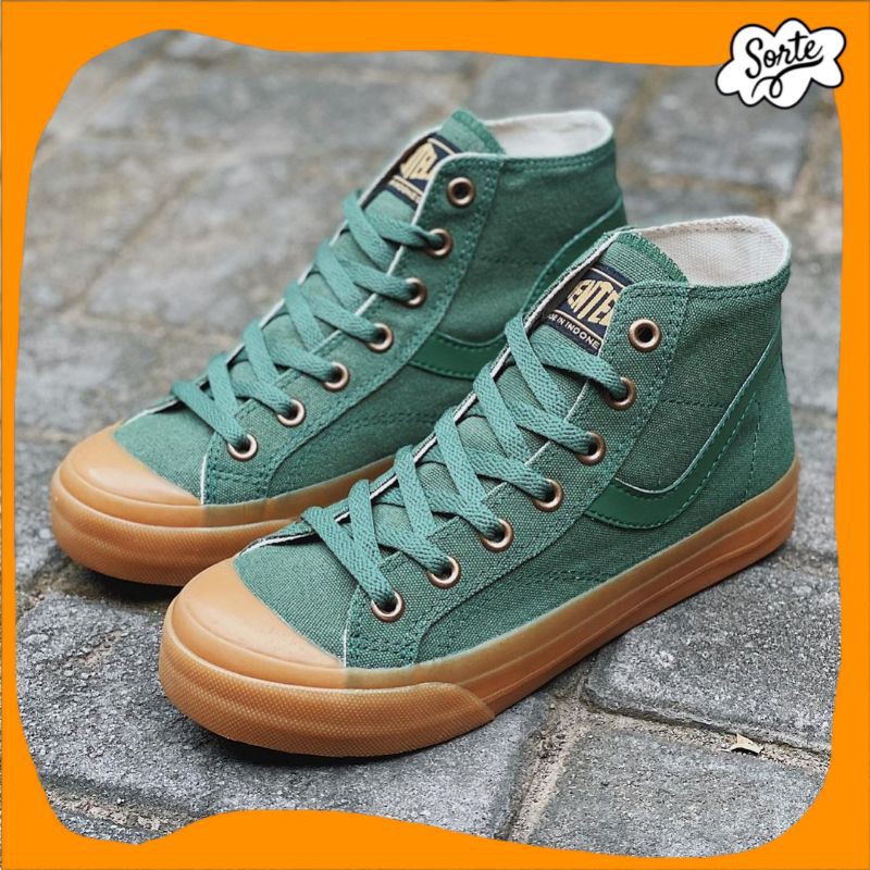 Ventela Public Natural Gum High White Original
