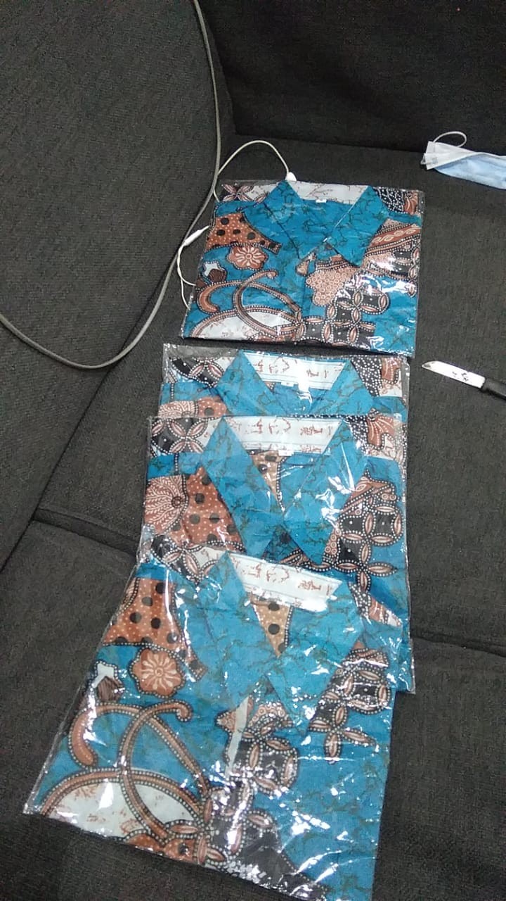 Batik Pria Lengan Pendek Motif Biru Hijau Tosca Batik Pekalongan Jawa Pria Murah Laris