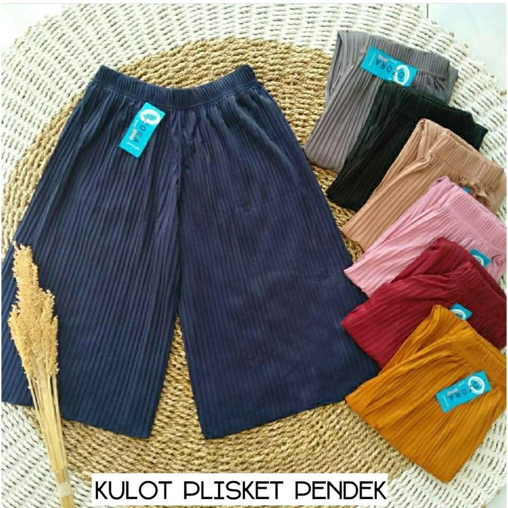 Plisket Pendek Jumbo / Celana Plisket Pendek