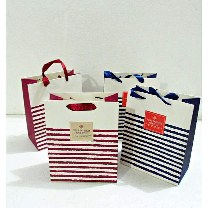 

Paperbag Garis / Tas Kertas / Tas Souvenir