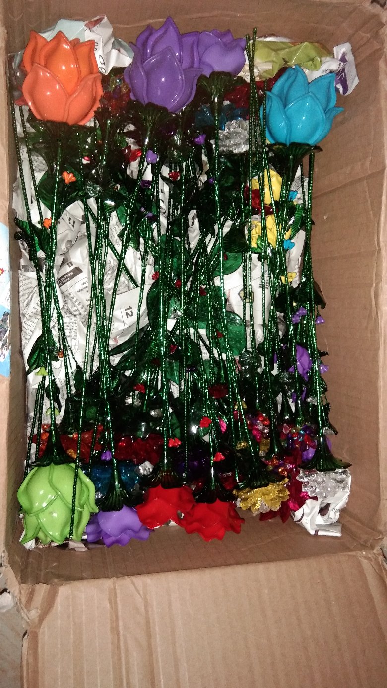 Mawar Sekop Besar Manik Akrilik