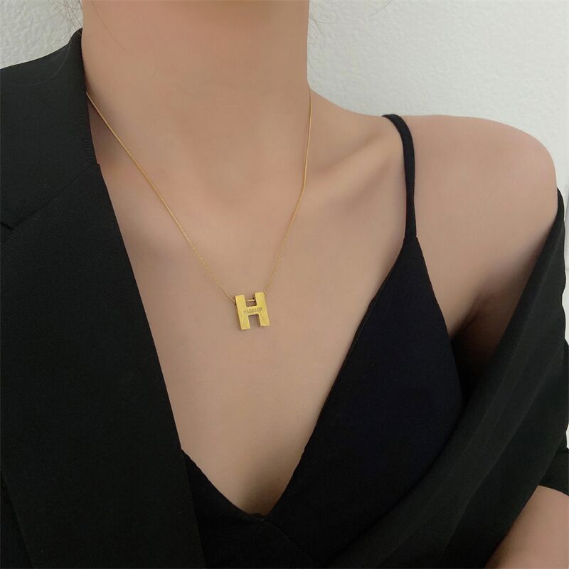 Kalung Titanium Wanita Anti Karat Simple Liontin Huruf H Necklace Emas 18k Aksesoris Korean Style COD