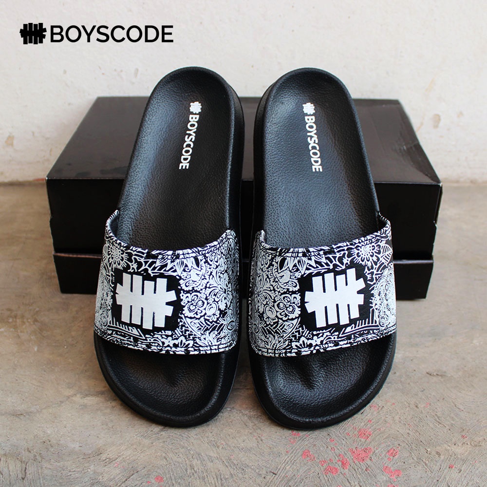 Sendal Slide Pria Distro Boyscode Logo Batik Original Fullblack / Sendal Selop / Sendal Slip On Pria