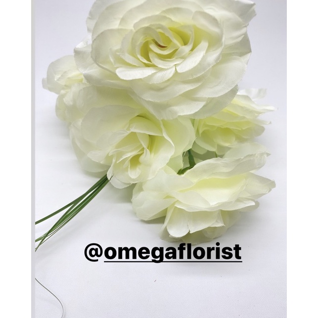 Rose belanda X5 Bunga Artificial/Bunga Plastik/Bunga Dekorasi/Dekorasi Pernikahan/Pernikahan-Putih Gading