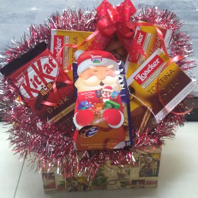 

BAYAR COD Hampers Parcel natal/ Imlek/ lebaran Loacker CUCI GUDANG Kode 407