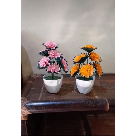 Bunga hias plastik/Kembang kresek