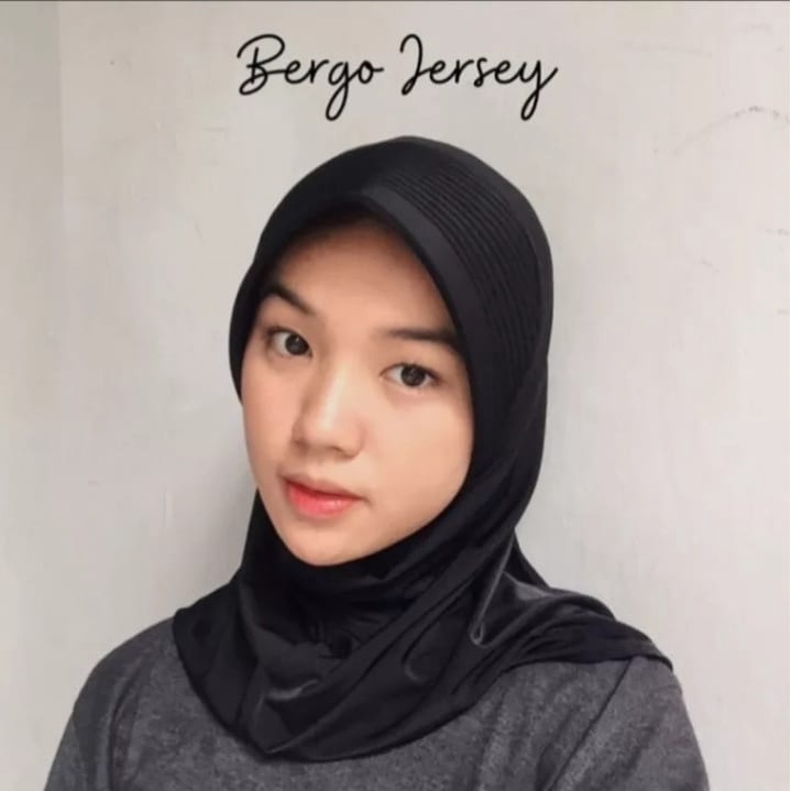 [Bisa COD] Bergo Sport Instant / Hijab Olahraga Bahan Jersey / Kerudung Instant Pet.