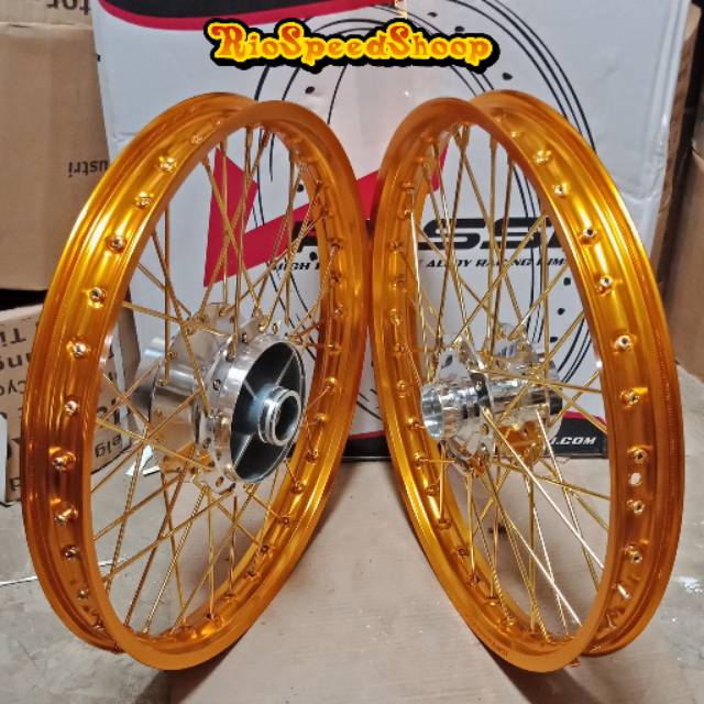 Velg SATRIA FU JariJari Gold Velg Gold
