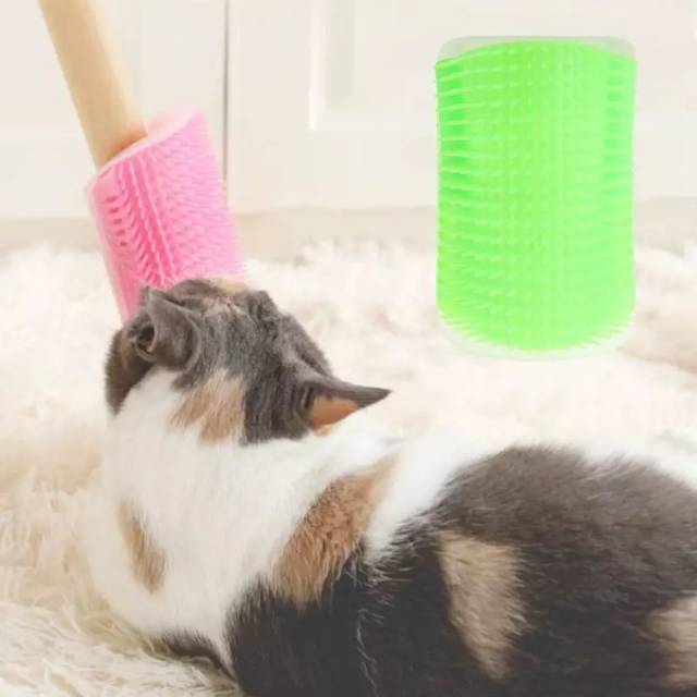 Garukan Kucing &quot;CAT SELF GROOMER WITH CATNIP&quot; Sisir Kucing