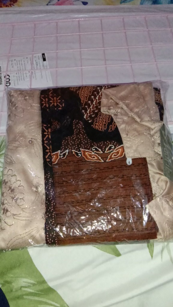 Maura Couple - Sania Ruffle Batik Couple Ori Ndoro Jowi Garansi Termurah Shopee - Aziza Batik Couple