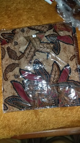 Kemeja Batik Pria Lengan Pendek Motif Daun Jati