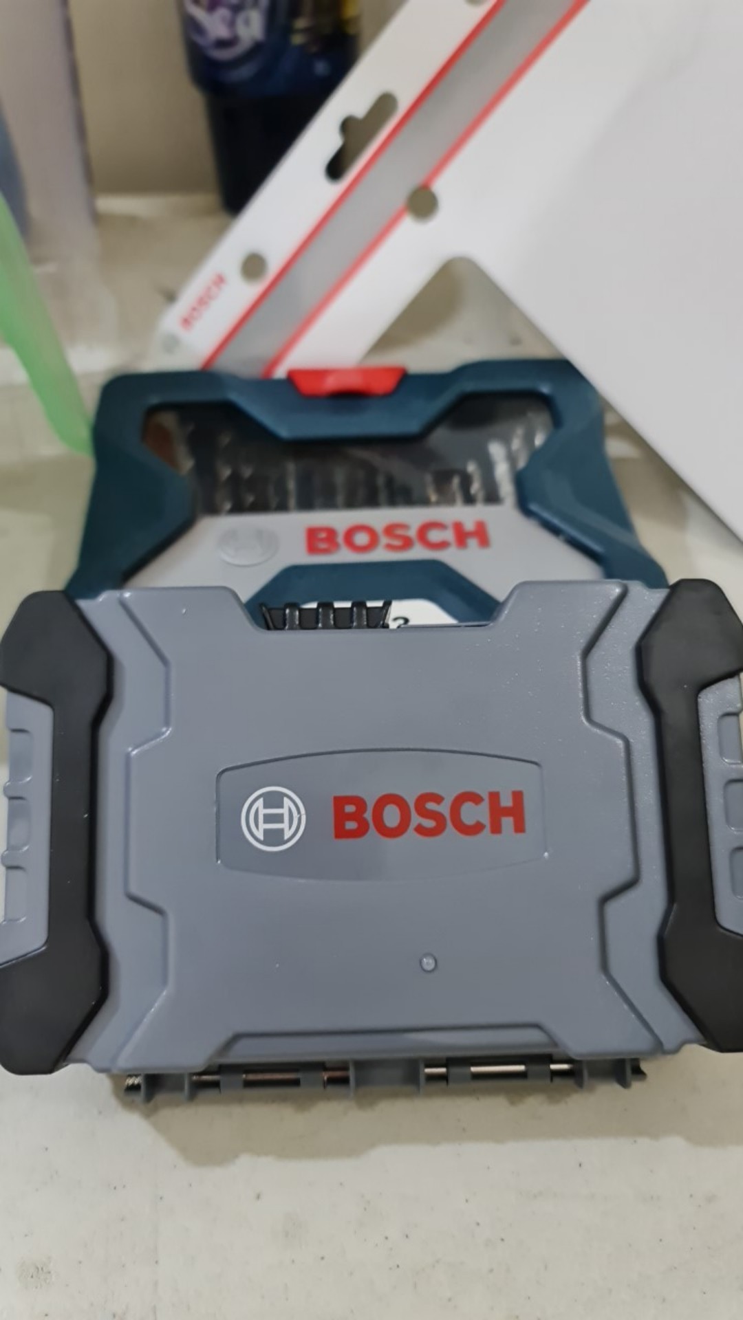 Bosch 43 Pcs Mata Obeng Set / Screwdriver Set