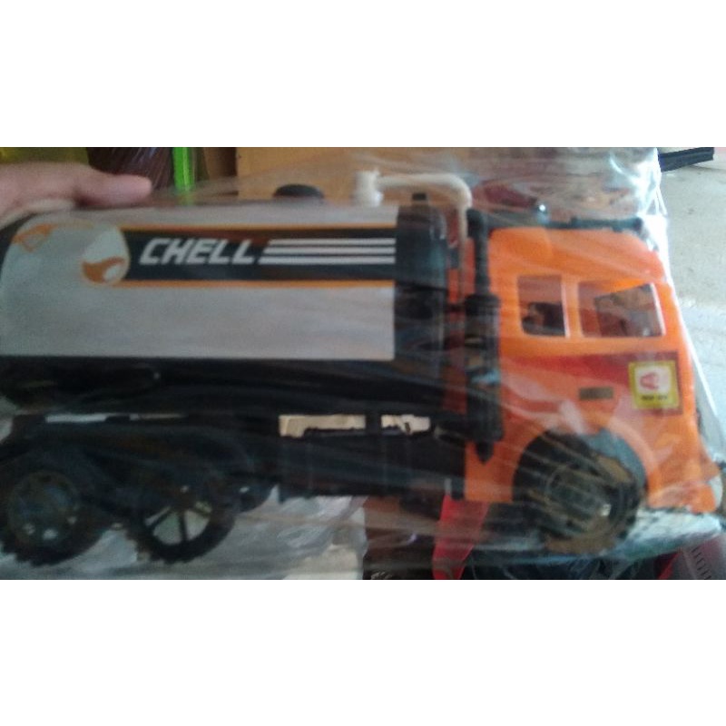 Mainan Truk Tangki / Mainan Truk Bensin