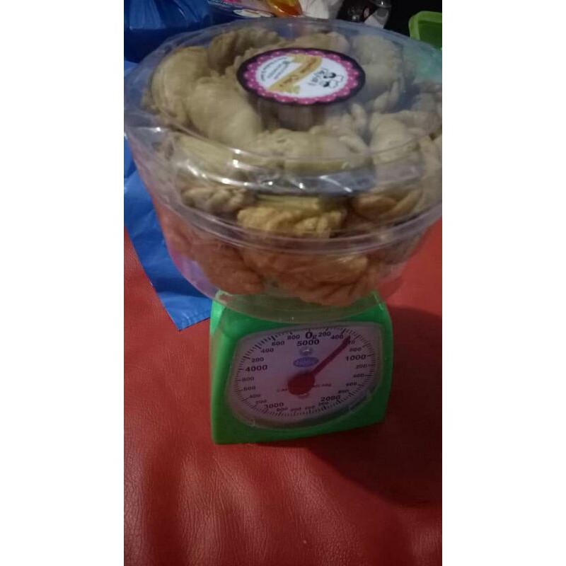 

pastel mini abon renyah